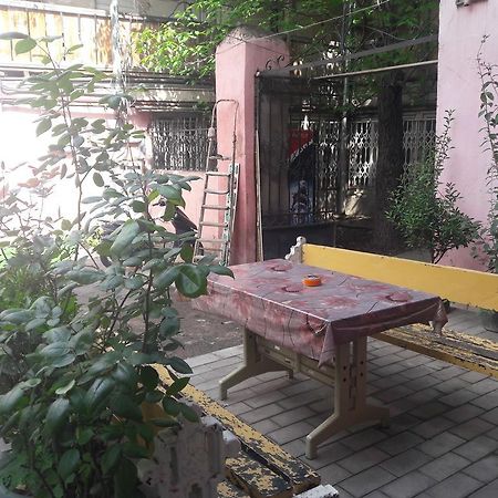 Daviti Tbilisi Hotell Exteriör bild