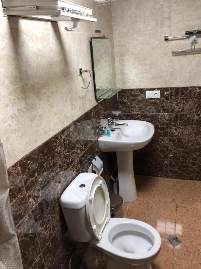 Daviti Tbilisi Hotell Exteriör bild