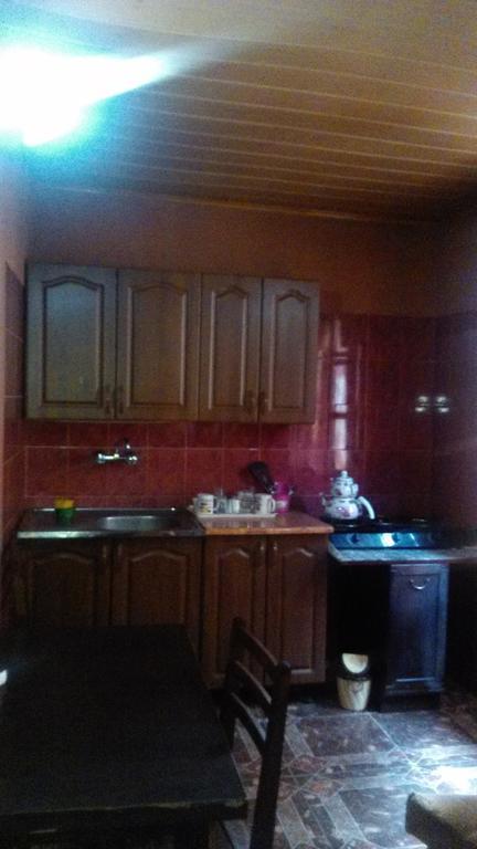 Daviti Tbilisi Hotell Rum bild
