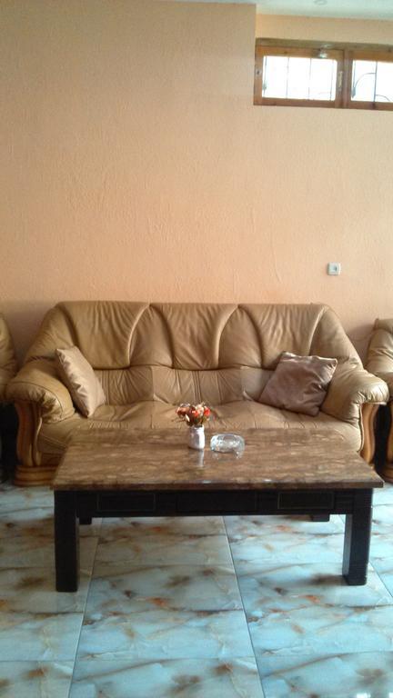 Daviti Tbilisi Hotell Exteriör bild